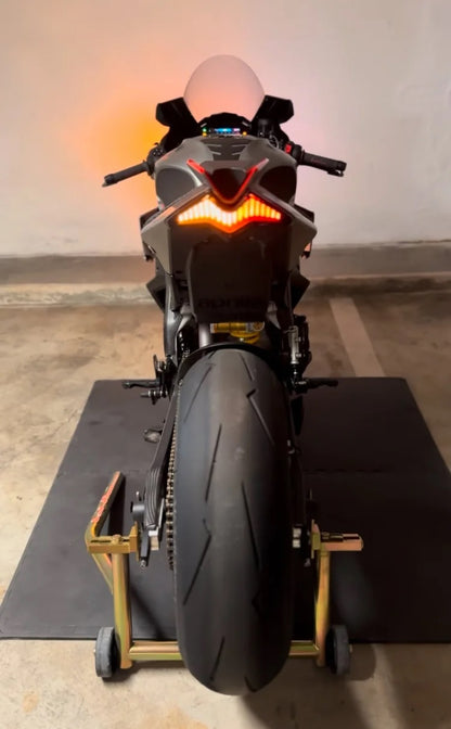 Aprilia RSV4/TUONO 2021-2025 Tail light with Integrated Turn Signals (Smoked lens)