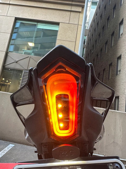 Yamaha YZF R1/R1S/R1M R6 R7 Tail light with Integrated Turn Signals (Smoked lens)